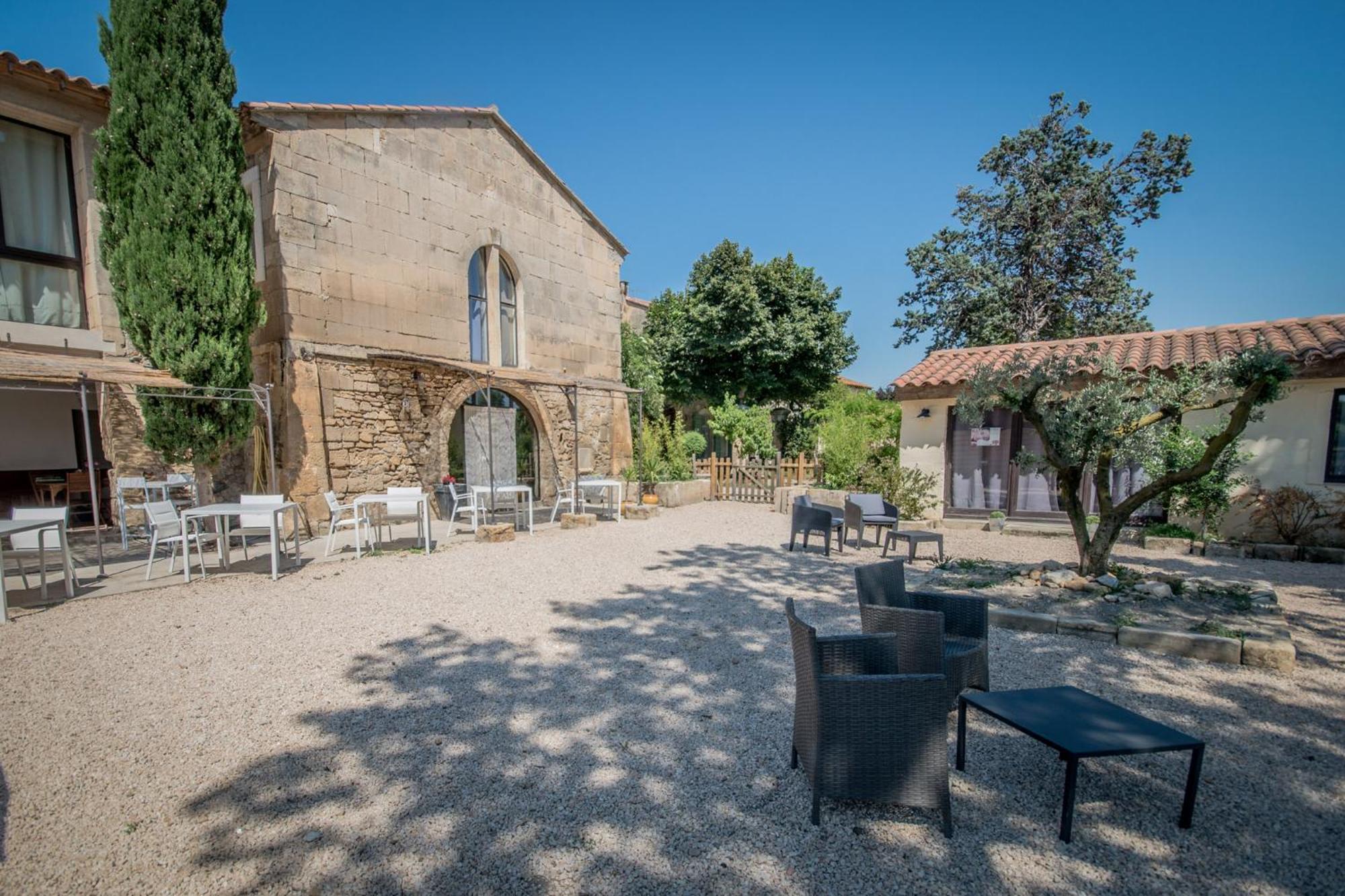 B&B Maison D'Hote Et Gite Mas D'Eymard Arles Esterno foto